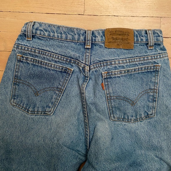 Levi’s Vintage 634 Medium Wash Jeans - Picture 4 of 4